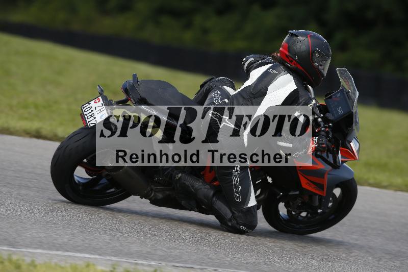 /Archiv-2024/29 12.06.2024 MOTO.CH Track Day ADR/Gruppe blau/46